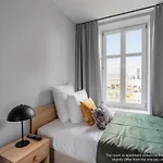 Numa Kater 4*