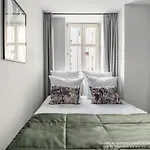 Numa Kater 4*